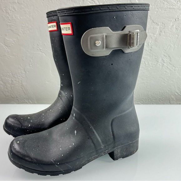 Hunter Rain‎ Boots Original Tour Short Water Rubber Solid Black Gray Buckle - Picture 1 of 10